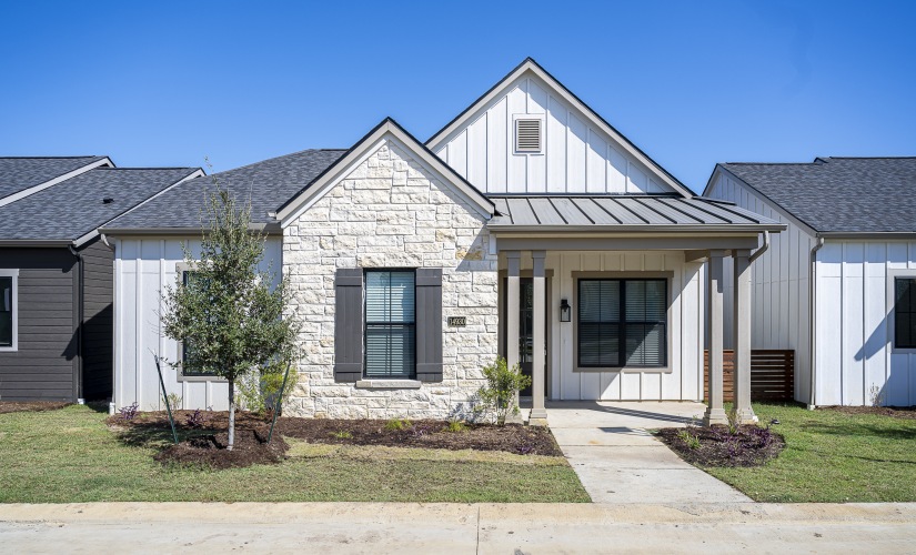 Sage - 3 bedroom floorplan layout with 2 bathrooms and 1206 square feet