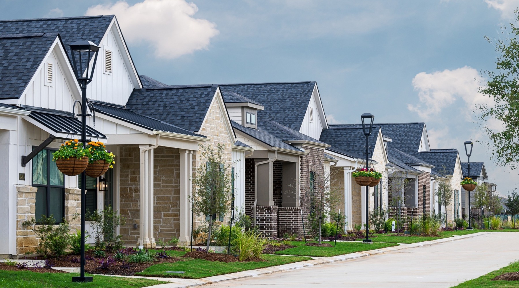 See why apartment renters are choosing to rent a new home in Mirella instead! See why apartment renters are choosing to rent a new home in Mirella instead!